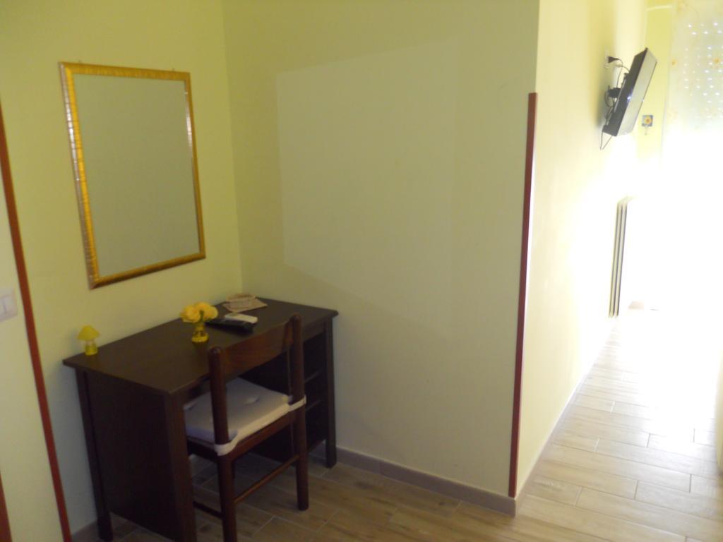 B&B Il Salice Рим Екстер'єр фото